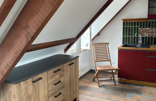 Granville Apartment | Maison du Cap Lihou, Duplex au 1er et 2ème Étage Mansardé D'une Maison de Ville