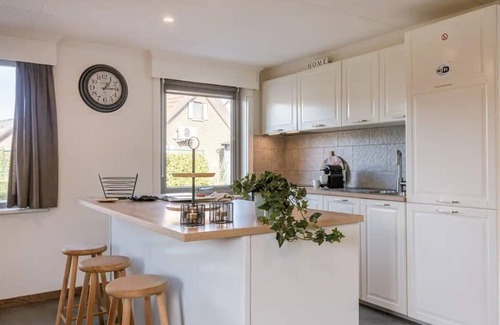 Koksijde House | Maison du Coeur, Gezellig en Knus Huisje in Rustige Wijk op 2 km van het Strand