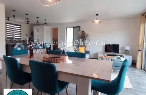 Le Grand-Village-Plage House | Maison du Maine