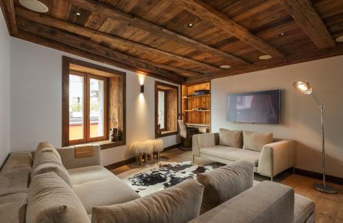 Chamonix City Centre Apartment | Maison du Roi - Happy Rentals