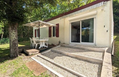 Le Menoux House | Maison en Berry avec jardin clos et terrasse - draps et ménage inclus - FR-1-591-408