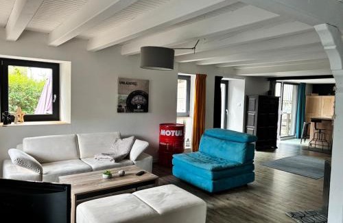 Rammersmatt House | Maison en lisière de forêt, montagne et vignobles