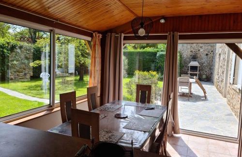 Neuville-en-Beaumont House | Maison en pierres entre terre et mer.