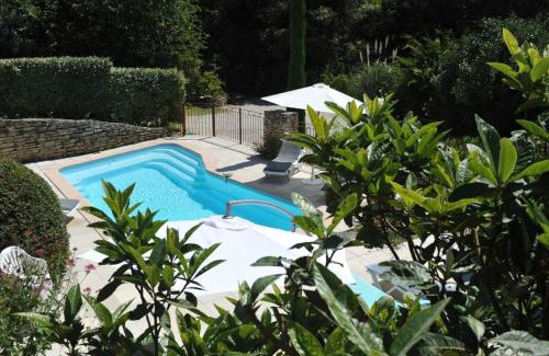 Saumane-de-Vaucluse Villa | Maison en pierre cadre paradisiaque cigales