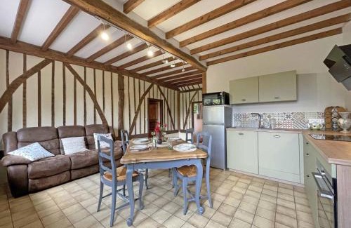 Mantilly House | Maison en Pierre avec Jardin, Séances Bien-Être et Activités Nature - Pays du Poiré, Normandie - FR-1-497-208