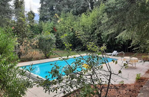 La Sacristie House | Maison en Pleine Campagne Avec Piscine Privée. Les 4 Pattes Sont Acceptés