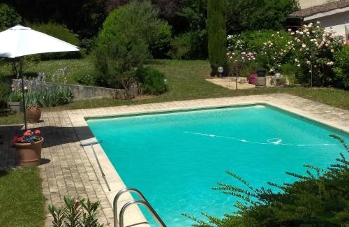 Collonges-au-Mont-d'Or Bed & Breakfast | Maison Epellius