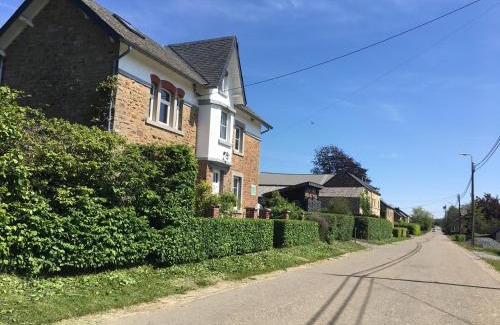 Marchin Villa | Maison et son jardin situés dans le Condroz