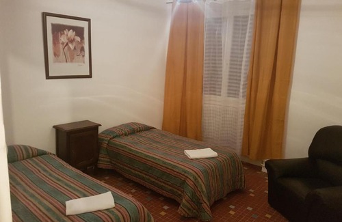 Sarrouilles House | Maison F4 90m2 au Calme