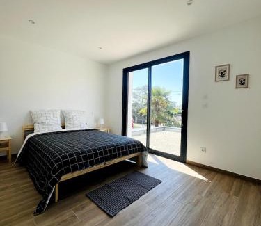 Boisset-les-Montrond Villa | Maison Familiale du Canal