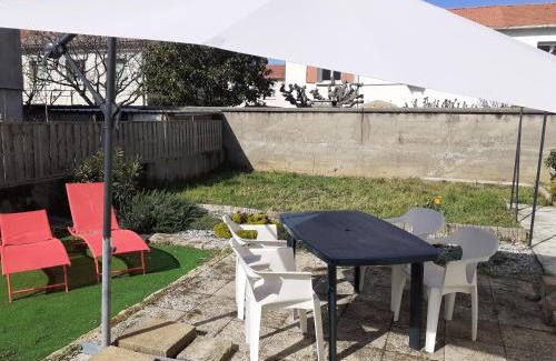 Route d'Arles House | Maison familiale à Nîmes