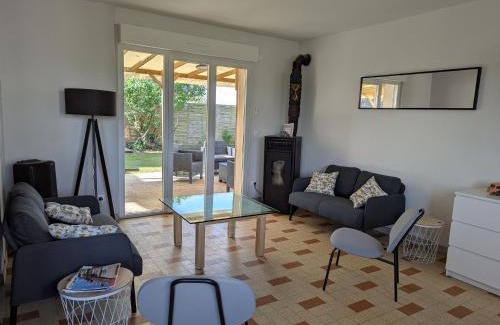 Sigloy House | Maison familiale au bord de la Loire à Sigloy pour 6 personnes - FR-1-590-572