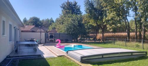 Le Barp House | Maison familiale au calme avec piscine securisee