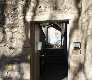 Viviers House | Maison familiale du Clos Saint Roch