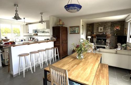 Groix House | Maison familiale proche plage Groix, jardin et garage - FR-1-813-6