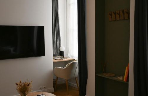 Hotel de Ville - Quinconces House | Maison Fernand B&B