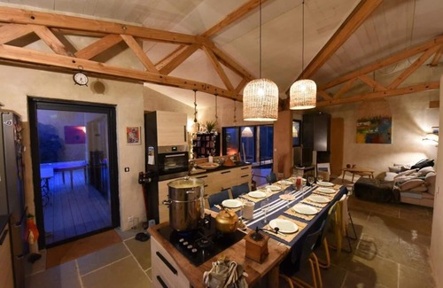 Les Adrets-de-l'Esterel House | Maison Bioclimatique Avec Piscine Pour 8 Personnes au Calme