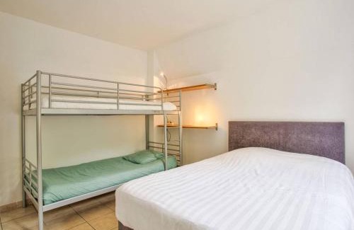 Merville-Franceville-Plage House | Maison de vacances pour 6 personnes à 600m de la plage avec terrasse et jardin, idéale en famille - FR-1-788-13