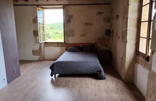 Montesquiou House | maison