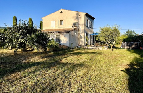 Saint-Cezaire-sur-Siagne House | Maison Familiale Calme ET Independante Avec Piscine ET Grand Terrain Arbore