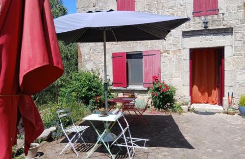 Saint-Christophe-dʼAllier House | Maison nature Bien-être