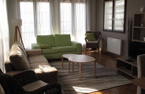 Saint-Martin-de-la-Porte Apartment | Maison de La Tour - Very spacious Grand Perron apartment 15p in Maurienne