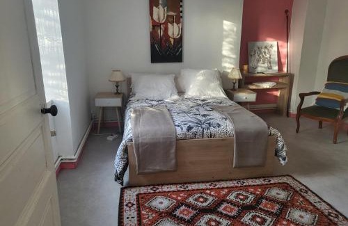 Saint-Maurice-les-Brousses House | Maison de bourg
