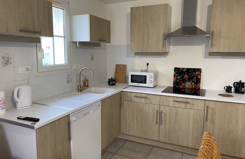 Barbatre House | Maison Idéalement Située