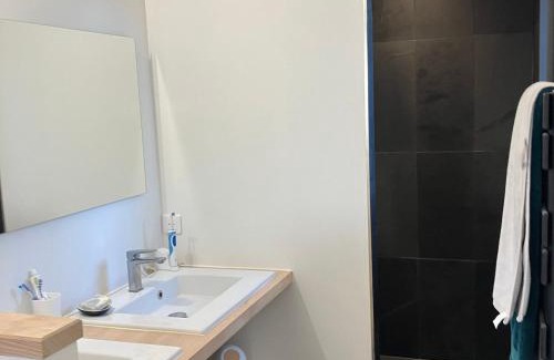 Locmaria House | Maison indépendante à Pouldon, proche plage, 4 chambres, jardin - FR-1-418-262