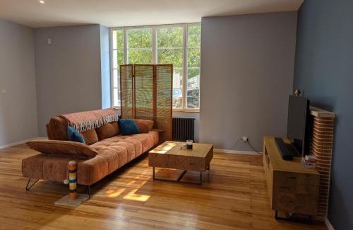 Gondeville House | Maison Ivaldi - FR-1-653-280