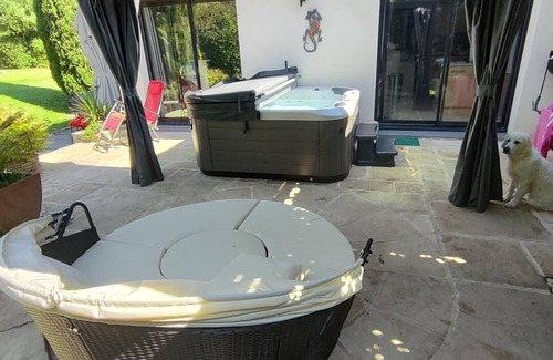 Savenay House | Maison Jacuzzi