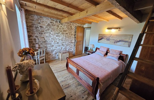 Saint-Gervais Bed & Breakfast | Maison,jardin,piscine, en Pleine Nature Pour 4 Pers, Tout Confort