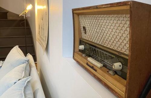 Senlis House | Maison l'Héritage by La Boîte en Plus
