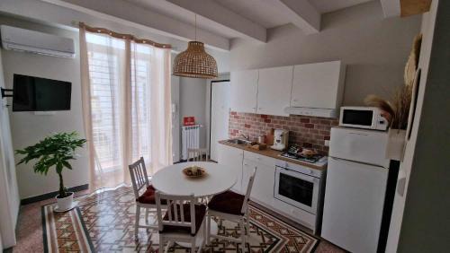 Centro Storico Apartment | Maison La Reggia