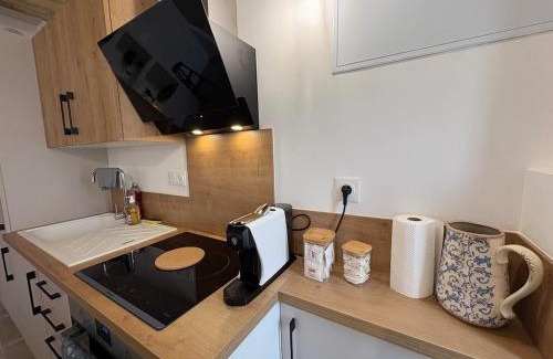La Calmette Apartment | Maison Lazuli