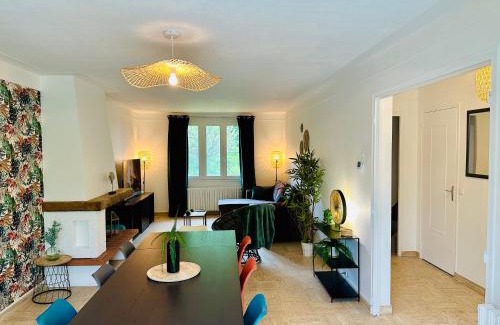 Chessy House | Maison Le M - Disneyland Parking