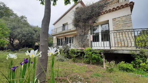 La Valette-du-Var Villa | Maison lumineuse et spacieuse avec jardin arboré