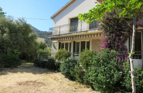 La Valette-du-Var Villa | Maison lumineuse et spacieuse avec jardin arboré