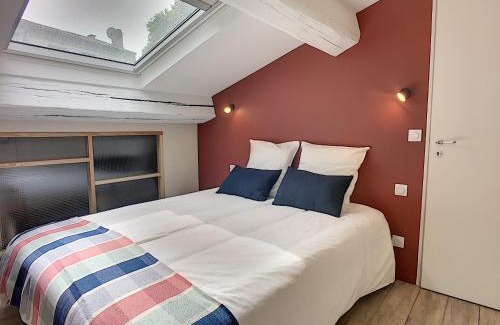 Avignon City Centre Villa | Maison Luxe 4 chambres - Patio - Climatisation - 10 minutes à pied du Pont d'Avignon