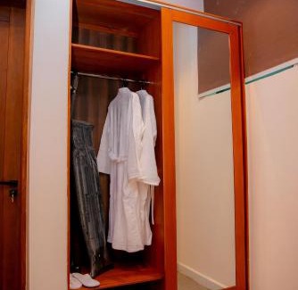 Manyoni Apartment | Maison Luxe Apartments