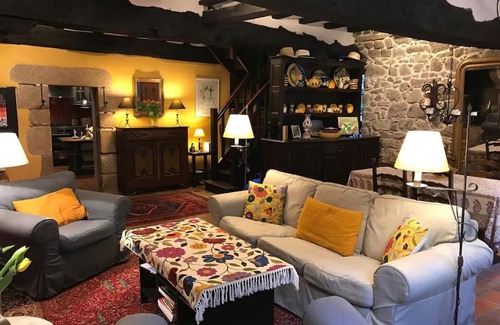 Dinan House | Maison Médiévale