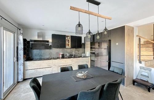Saintes-Maries-de-la-Mer House | Maison mitoyenne climatisée pour 6 pers. à Saintes-Maries-de-la-Mer - FR-1-475-149