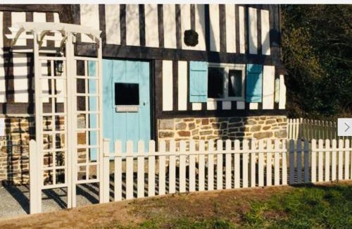 La Chapelle-Uree House | Maison Mai or La Petite Maison Mai or La Petite Grange or ALL three