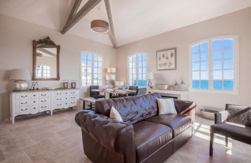 Antibes Old Town Apartment | MAISON MARINA - Absoluty Antibes - New-Luxury old Antibes - 1st Row Sea View Terrace