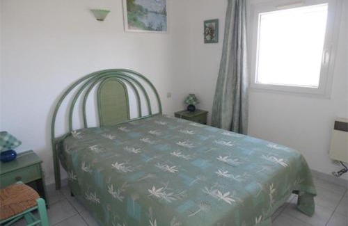 Marseillan Plage House | Maison mitoyenne duplex avec terrasse, garage et parking, proche plage, équipée pour 4 à 6 personnes - FR-1-326-385