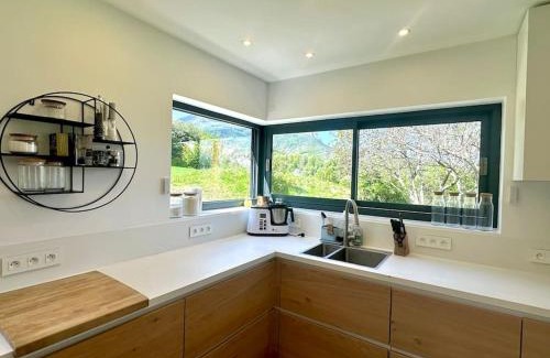 Les Sagnieres Villa | Maison moderne avec vue imprenable - 5min du lac