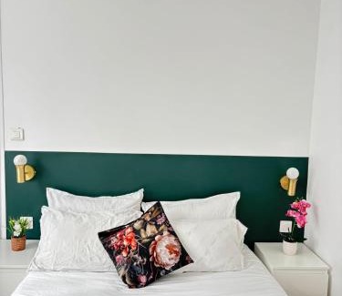 Sainte Marie - Saint Leon House | Maison moderne en plein centre ville du Havre avec jacuzzi et parking gratuit