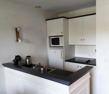 Castelnau-sur-Gupie Apartment | Maison Moliets rue Bremontiers - Maison 3 pièces 6 personnes MAE-1233