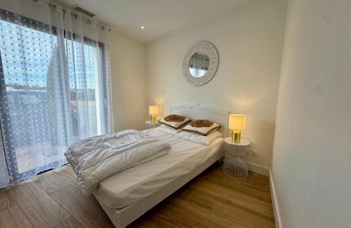 La Tranche-sur-Mer Apartment | Maison Neuve 5 Personnes - Proche de la Mer - EXT