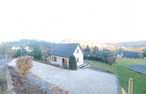 Jassat House | MAISON NEUVE * A 1KM DU LAC CHAMBON